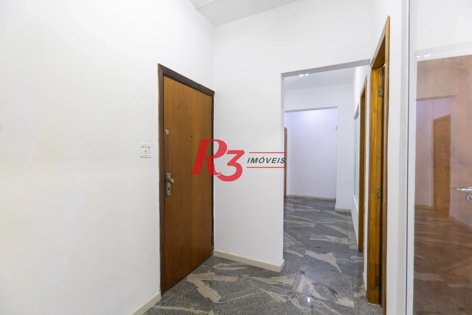 Sala, 47 m² - venda por R$ 250.000,00 ou aluguel por R$ 2.500,00/mês - Centro - Santos/SP