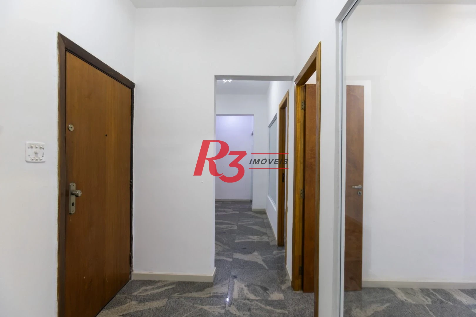 Sala, 47 m² - venda por R$ 250.000,00 ou aluguel por R$ 2.500,00/mês - Centro - Santos/SP
