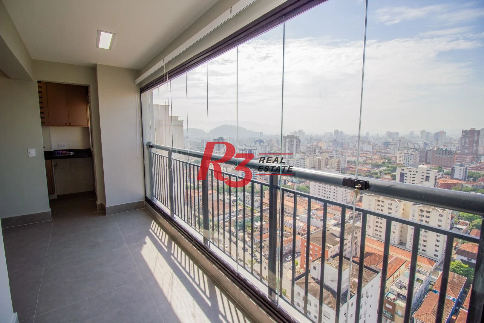 Apartamento com 3 dormitórios à venda, 84 m² por R$ 940.000,00 - Marapé - Santos/SP