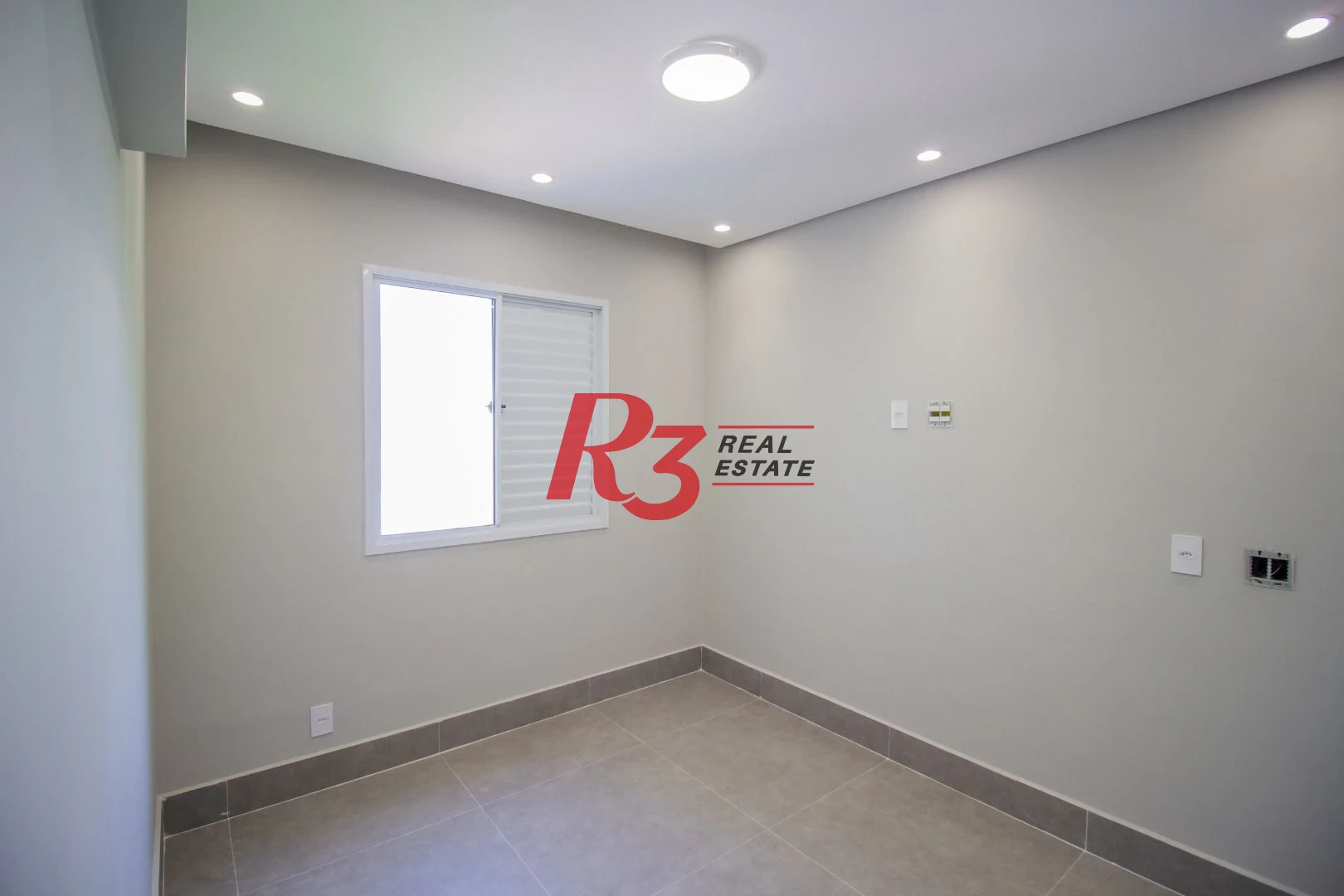 Apartamento com 3 dormitórios à venda, 84 m² por R$ 940.000,00 - Marapé - Santos/SP