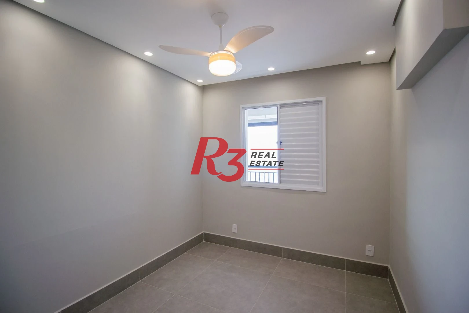 Apartamento com 3 dormitórios à venda, 84 m² por R$ 940.000,00 - Marapé - Santos/SP