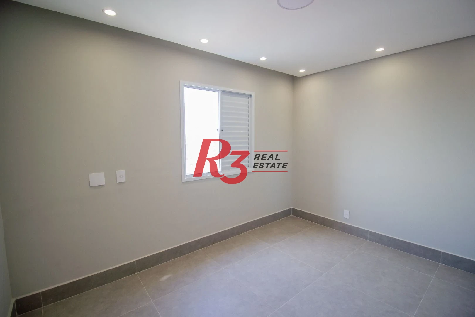 Apartamento com 3 dormitórios à venda, 84 m² por R$ 940.000,00 - Marapé - Santos/SP