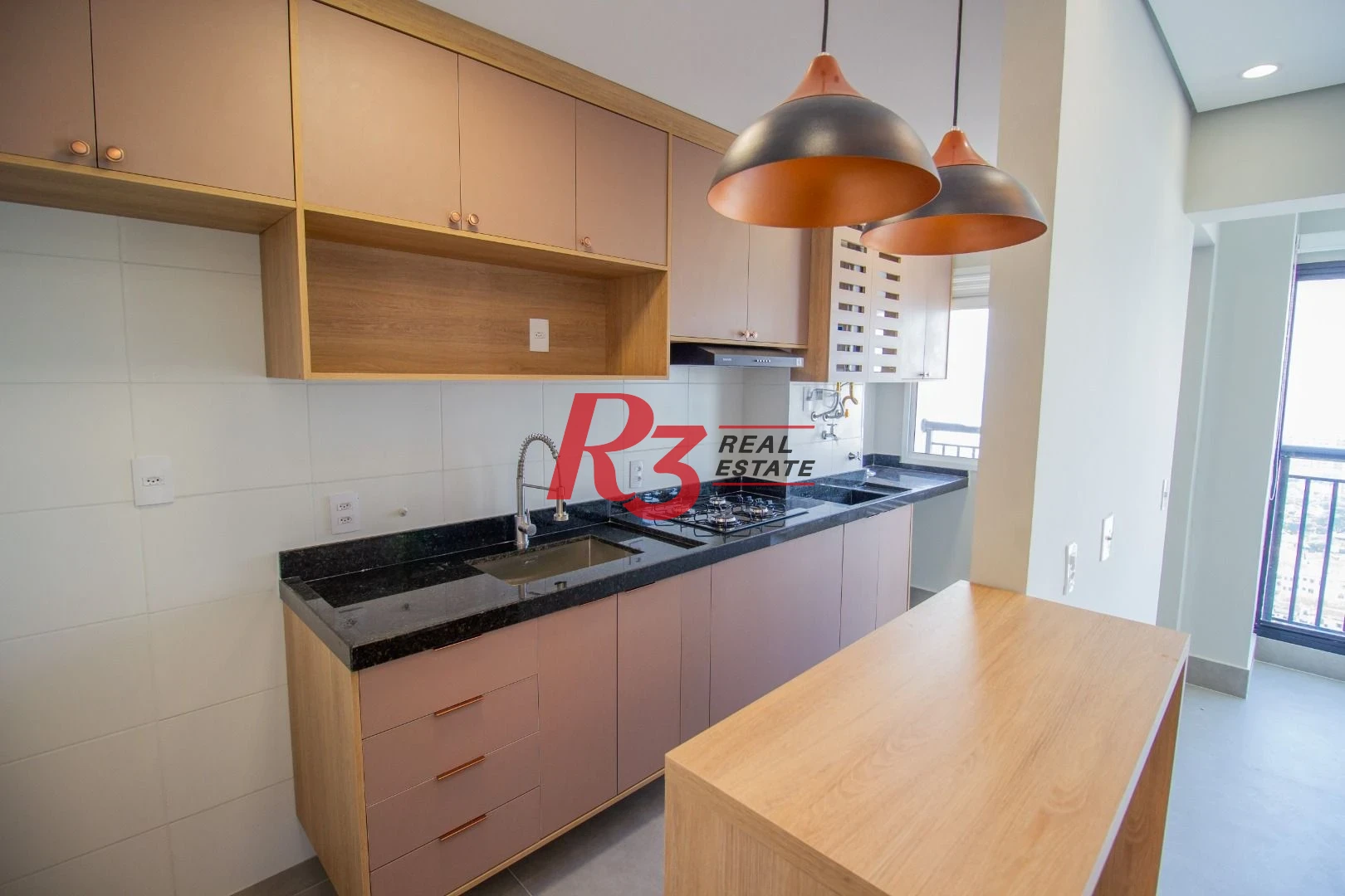 Apartamento com 3 dormitórios à venda, 84 m² por R$ 940.000,00 - Marapé - Santos/SP