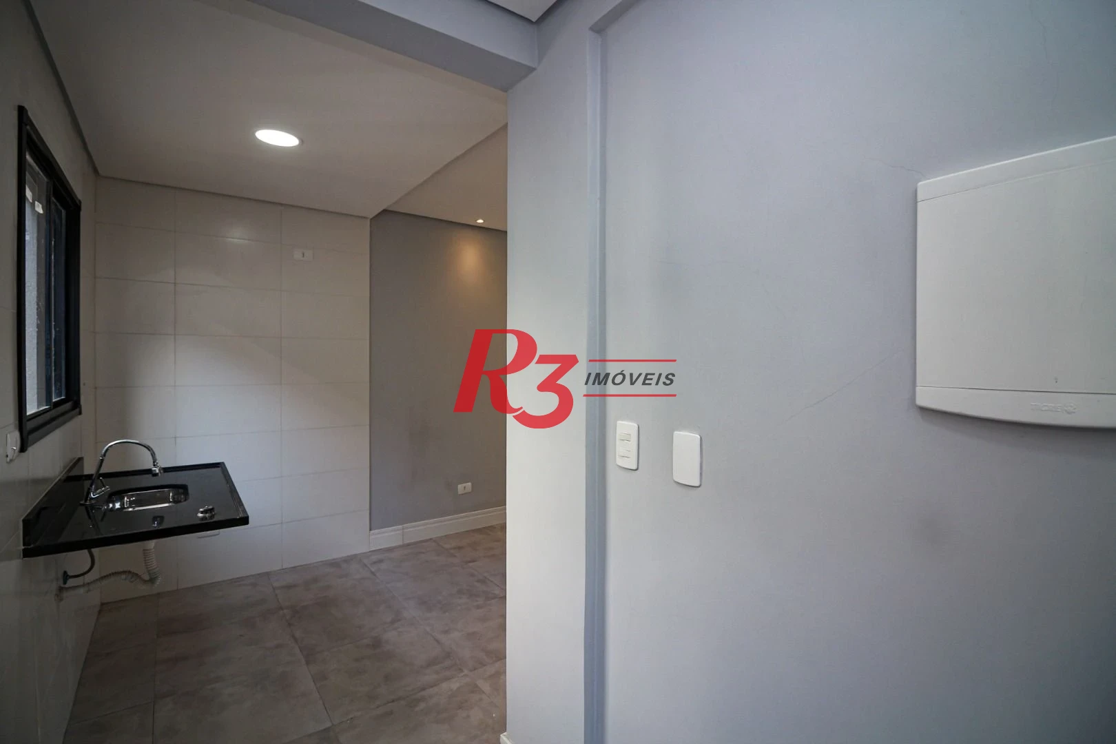Sobrado com 2 dormitórios à venda, 92 m² por R$ 550.000,00 - Marapé - Santos/SP
