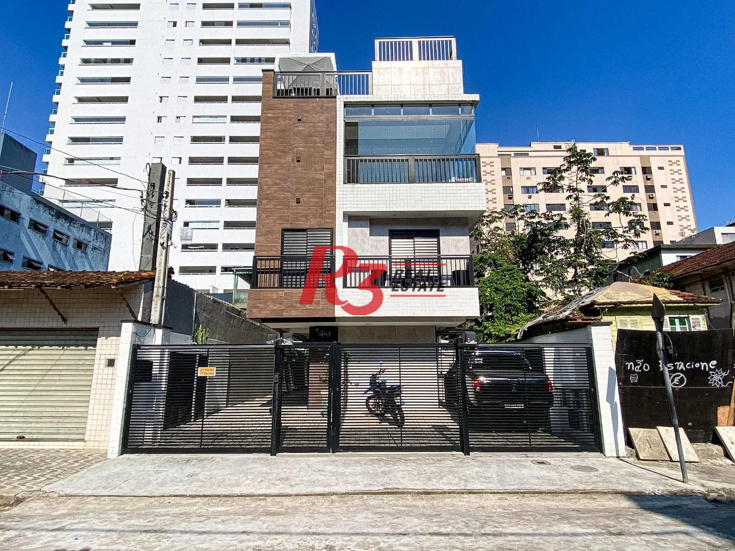 Sobrado com 2 dormitórios à venda, 92 m² por R$ 655.000,00 - Marapé - Santos/SP