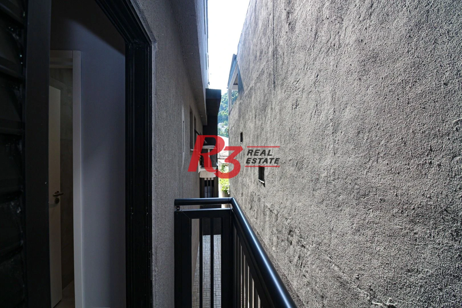 Sobrado com 2 dormitórios à venda, 92 m² por R$ 655.000,00 - Marapé - Santos/SP