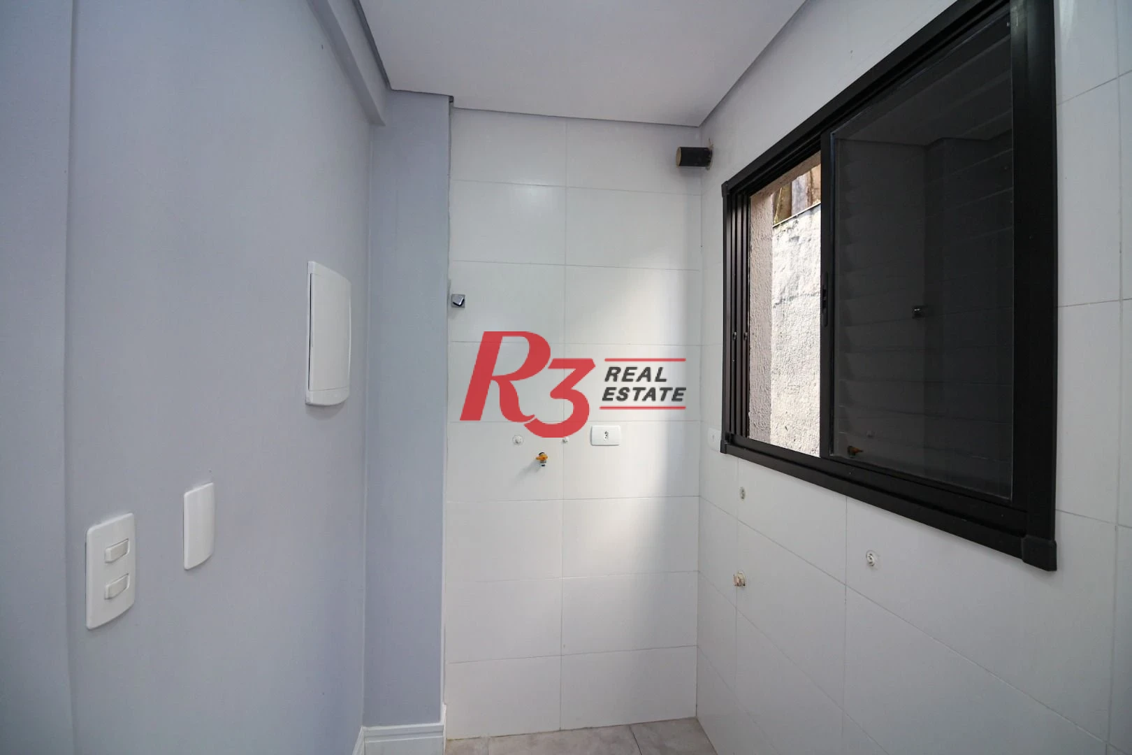 Sobrado com 2 dormitórios à venda, 92 m² por R$ 655.000,00 - Marapé - Santos/SP