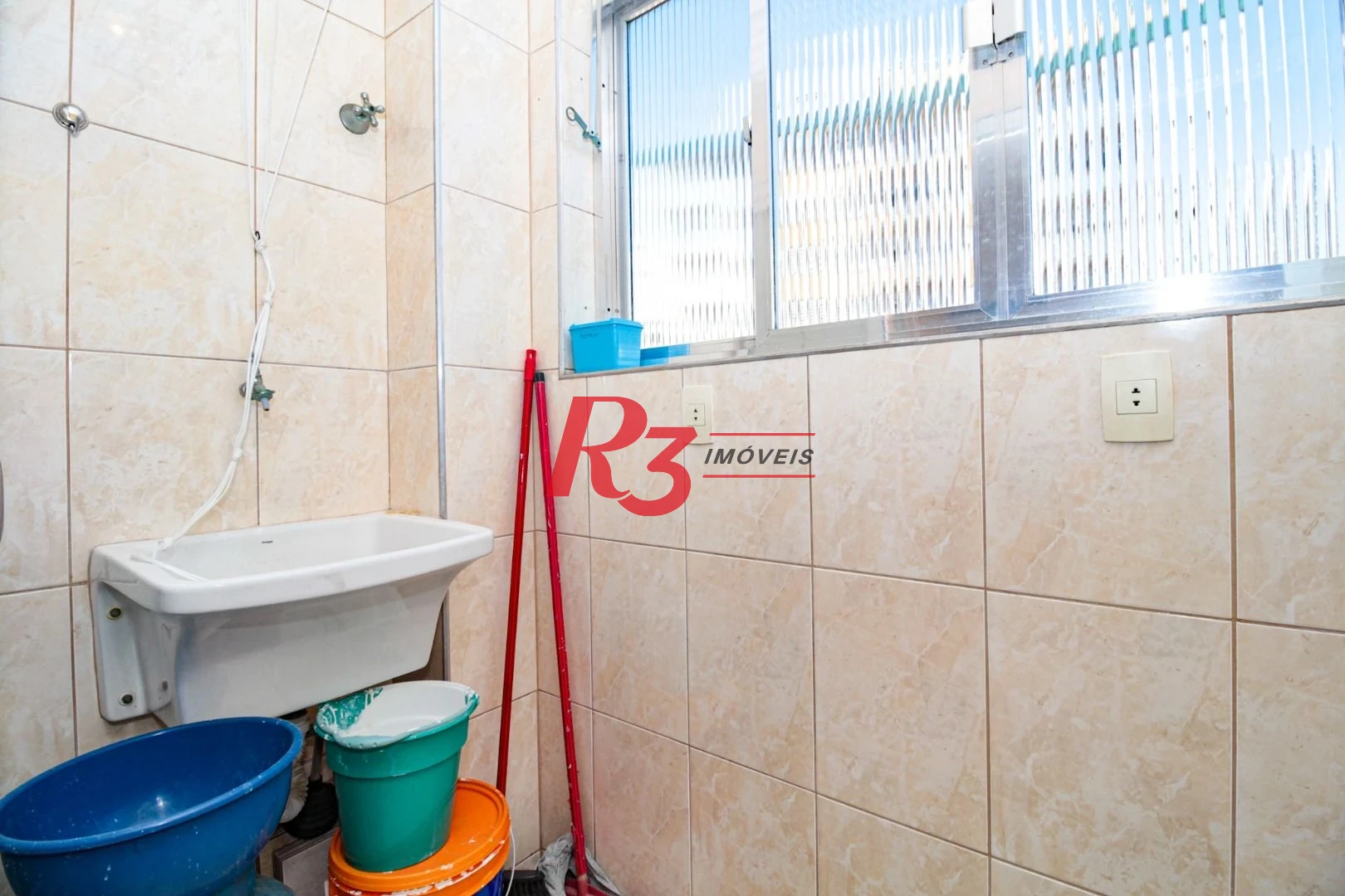 Apartamento com 2 dormitórios, 90 m² - venda por R$ 650.000,00 ou aluguel por R$ 5.906,00/mês - Gonzaga - Santos/SP