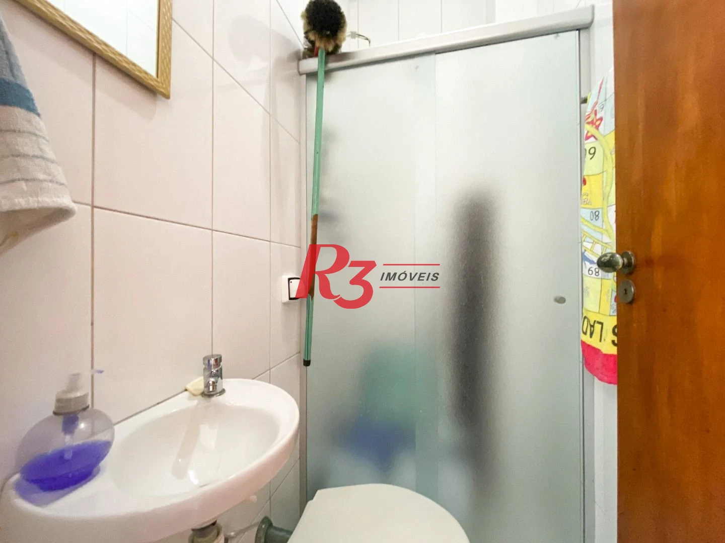 Sobrado com 3 dormitórios à venda, 130 m² por R$ 980.000 no José Menino - Santos/SP
