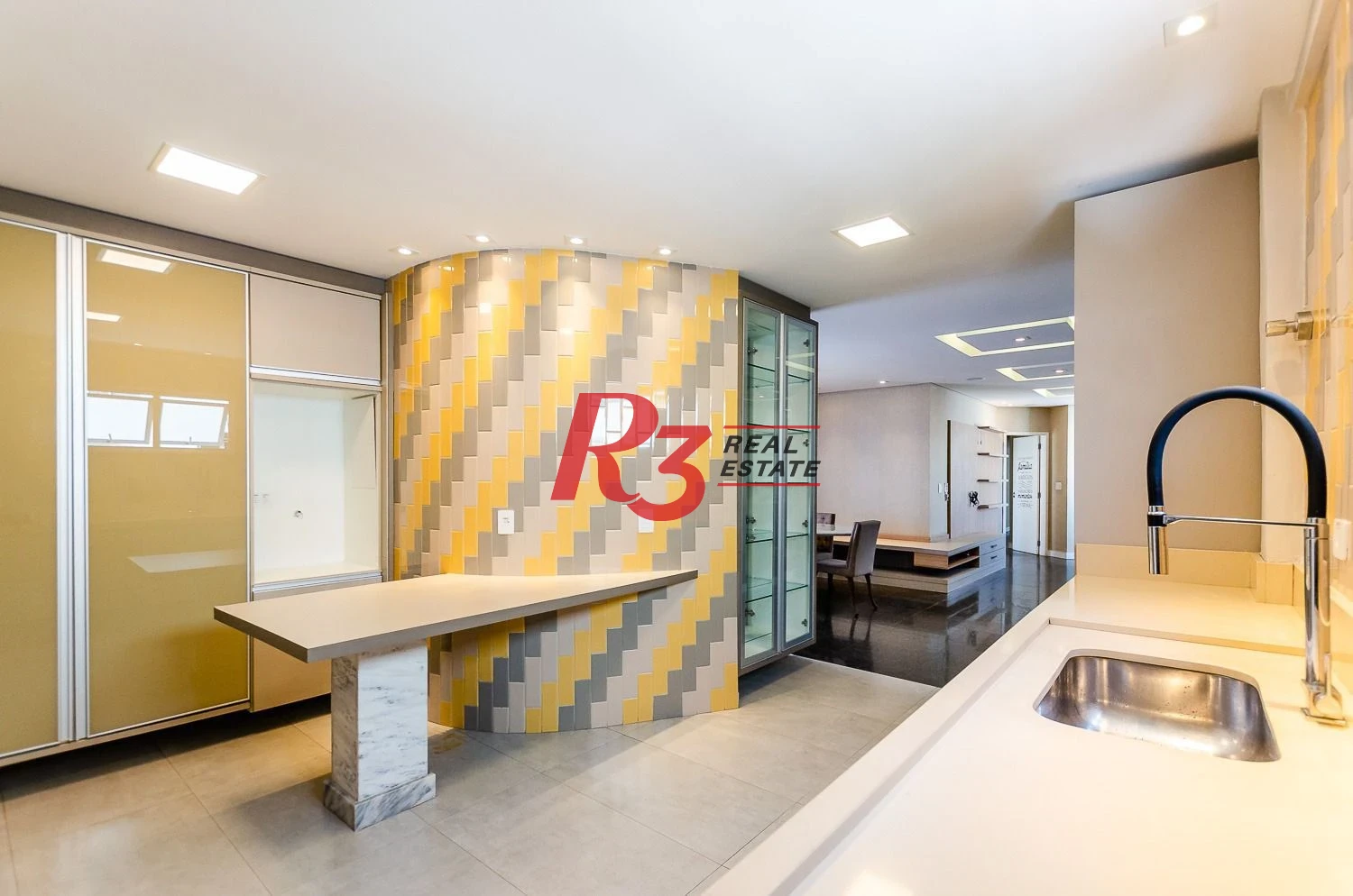 Cobertura, 374 m² - venda por R$ 1.500.000,00 ou aluguel por R$ 12.054,66/mês - Centro - São Vicente/SP