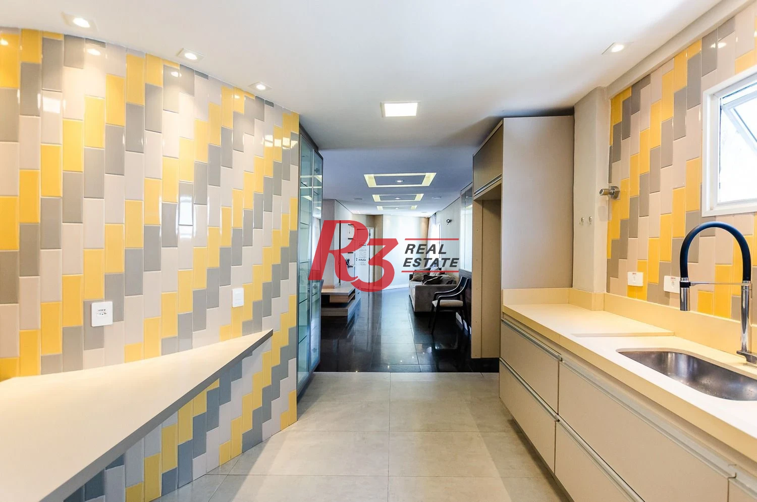 Cobertura, 374 m² - venda por R$ 1.500.000,00 ou aluguel por R$ 12.054,66/mês - Centro - São Vicente/SP
