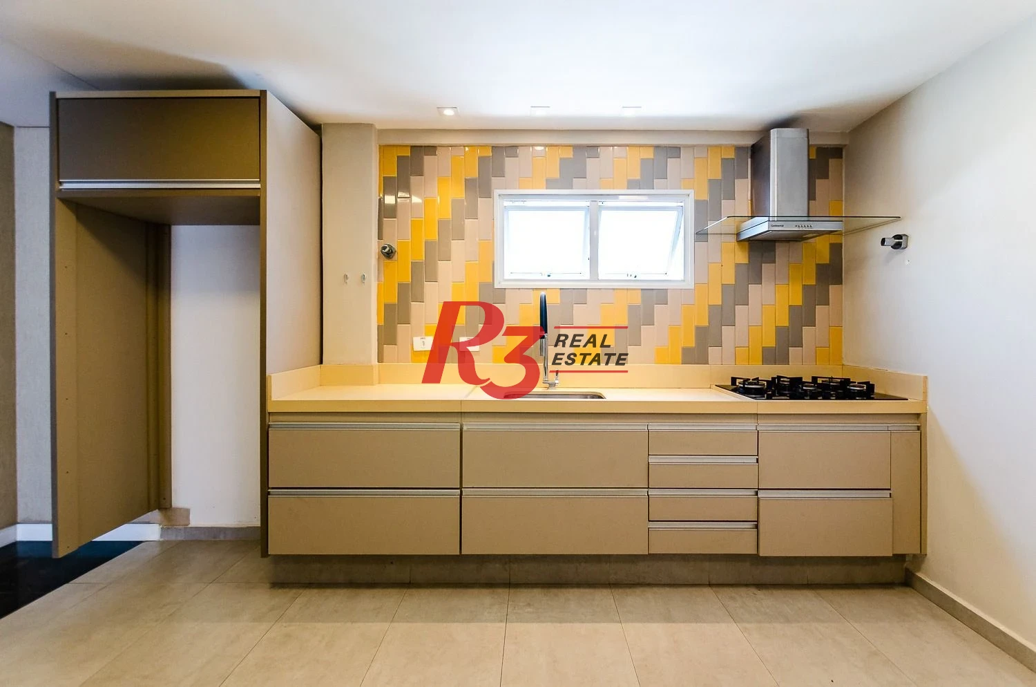 Cobertura, 374 m² - venda por R$ 1.500.000,00 ou aluguel por R$ 12.054,66/mês - Centro - São Vicente/SP
