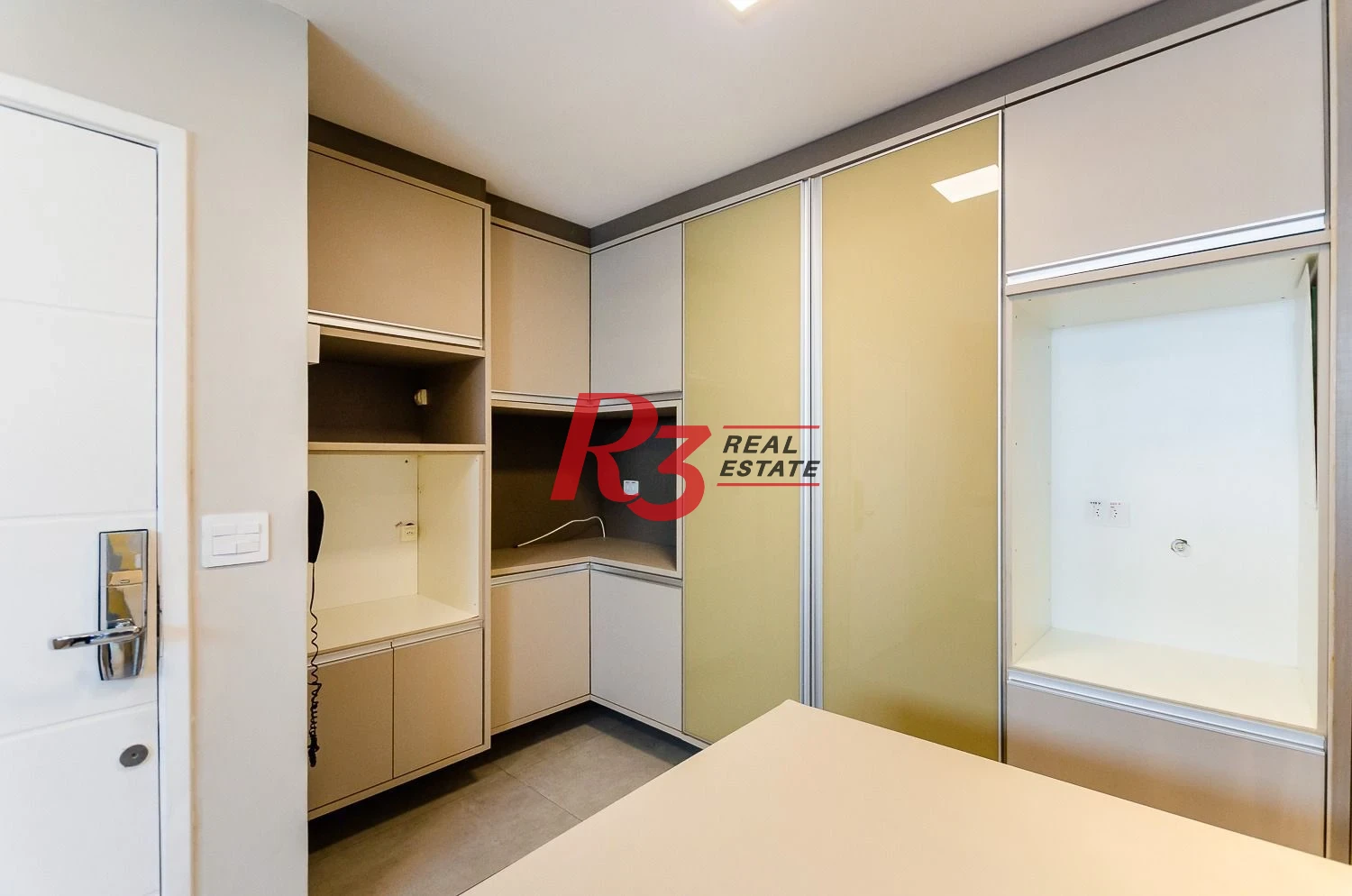 Cobertura, 374 m² - venda por R$ 1.500.000,00 ou aluguel por R$ 12.054,66/mês - Centro - São Vicente/SP