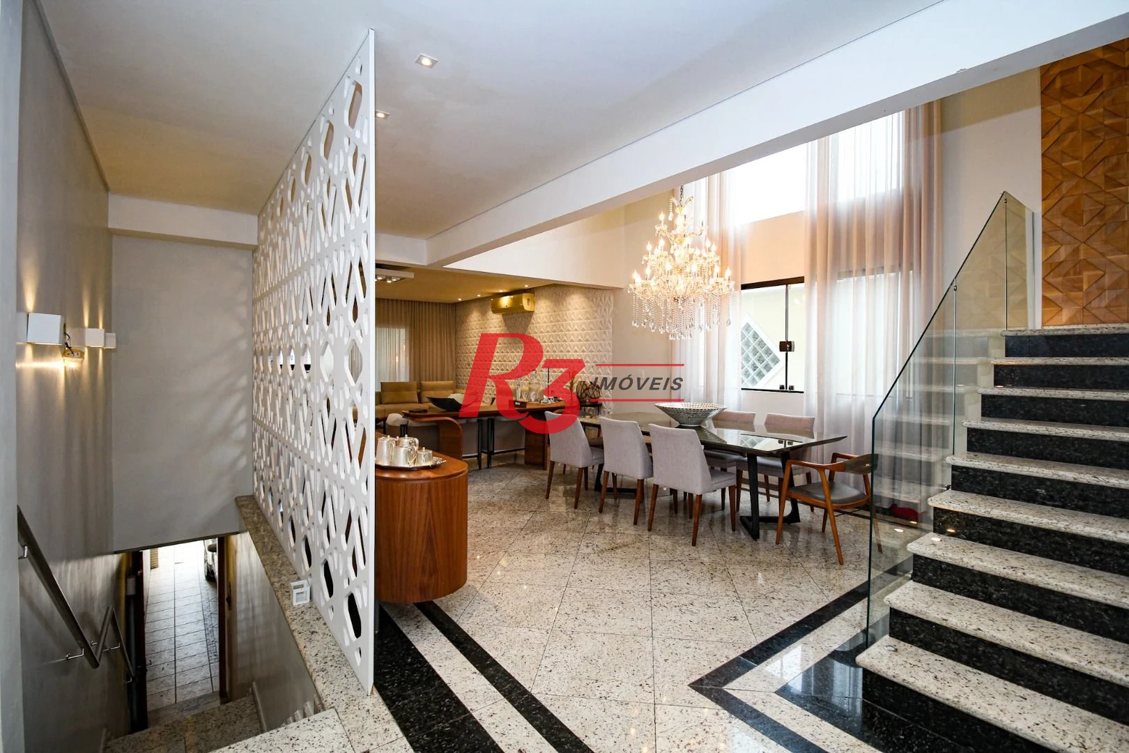 Sobrado à venda, 350 m² por R$ 2.250.000,00 - Campo Grande - Santos/SP
