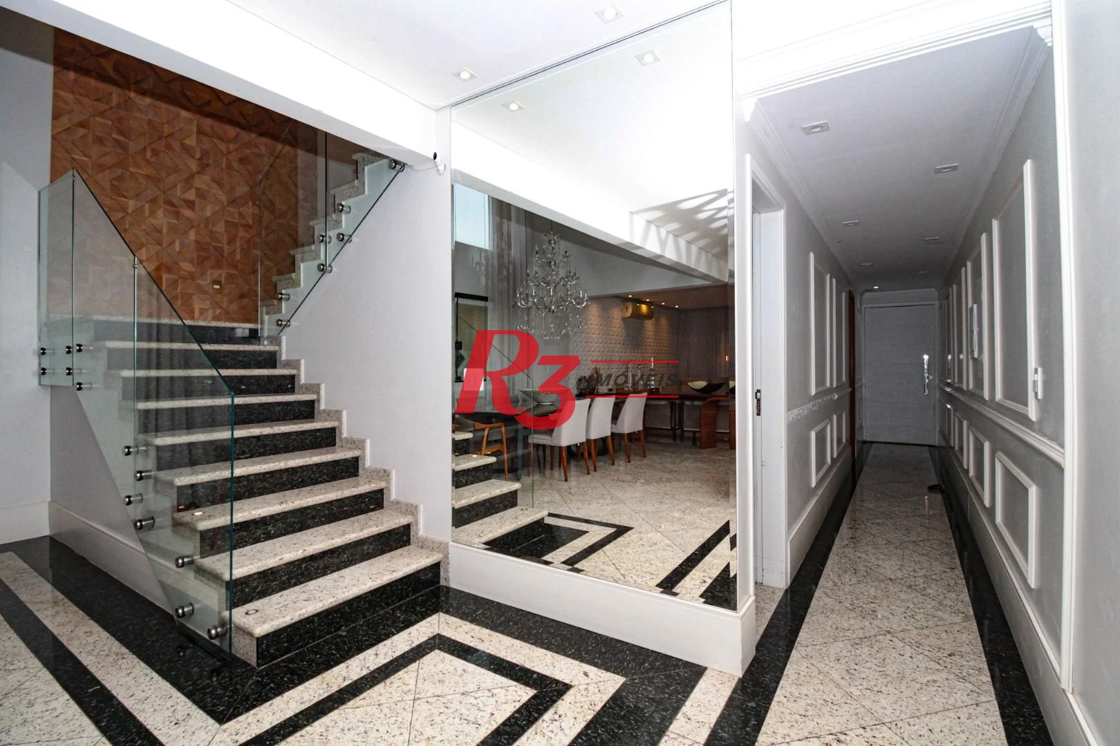 Sobrado à venda, 350 m² por R$ 2.250.000,00 - Campo Grande - Santos/SP