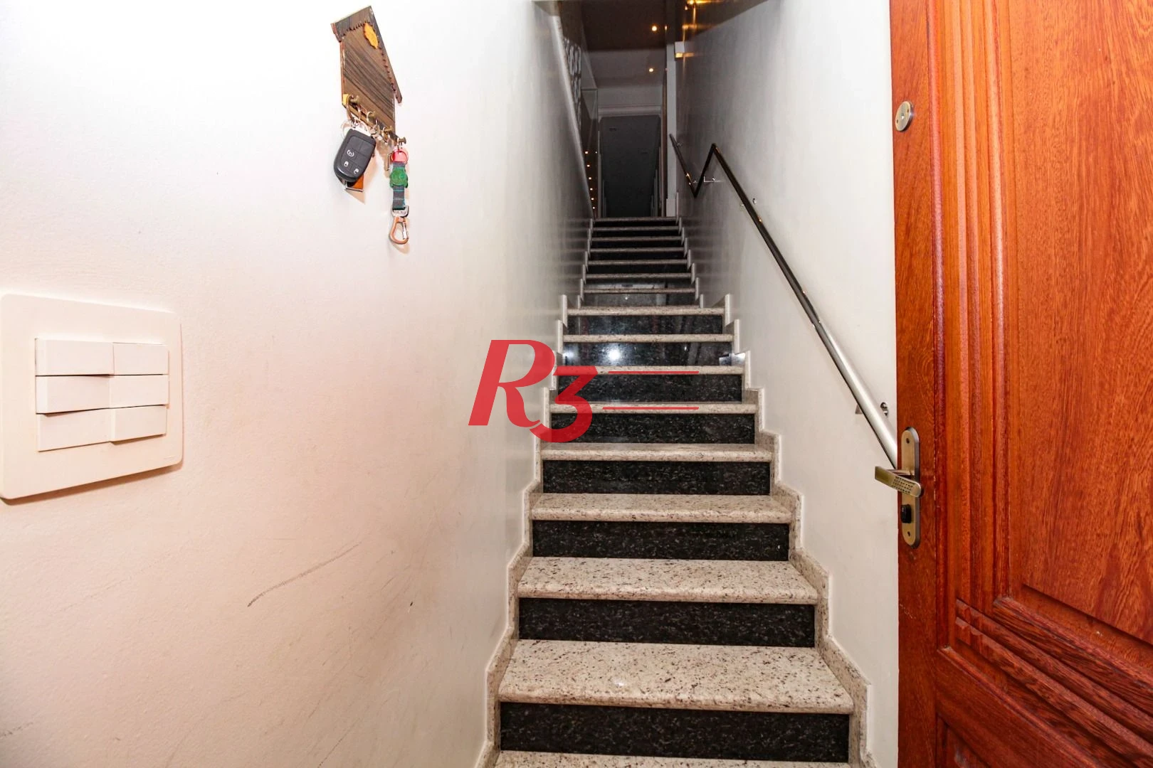 Sobrado à venda, 350 m² por R$ 2.250.000,00 - Campo Grande - Santos/SP