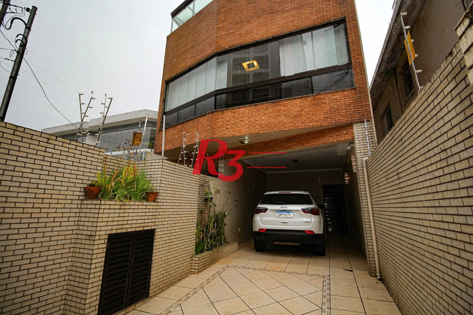 Sobrado à venda, 350 m² por R$ 2.250.000,00 - Campo Grande - Santos/SP