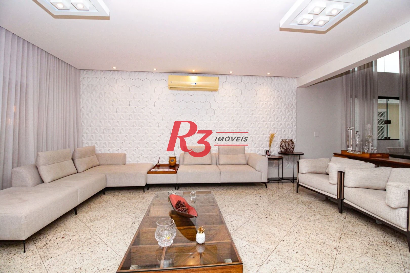 Sobrado à venda, 350 m² por R$ 2.250.000,00 - Campo Grande - Santos/SP
