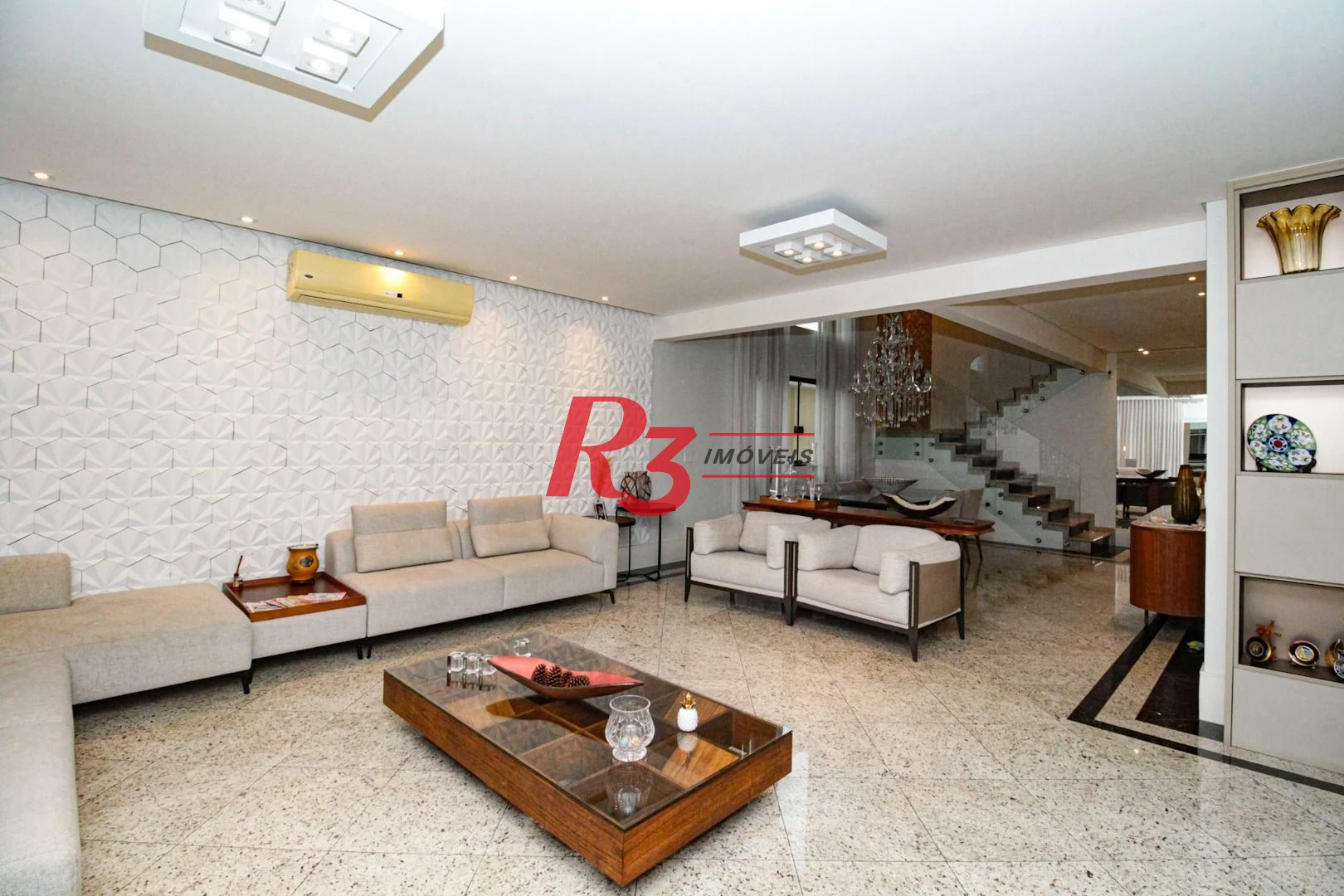 Sobrado à venda, 350 m² por R$ 2.250.000,00 - Campo Grande - Santos/SP
