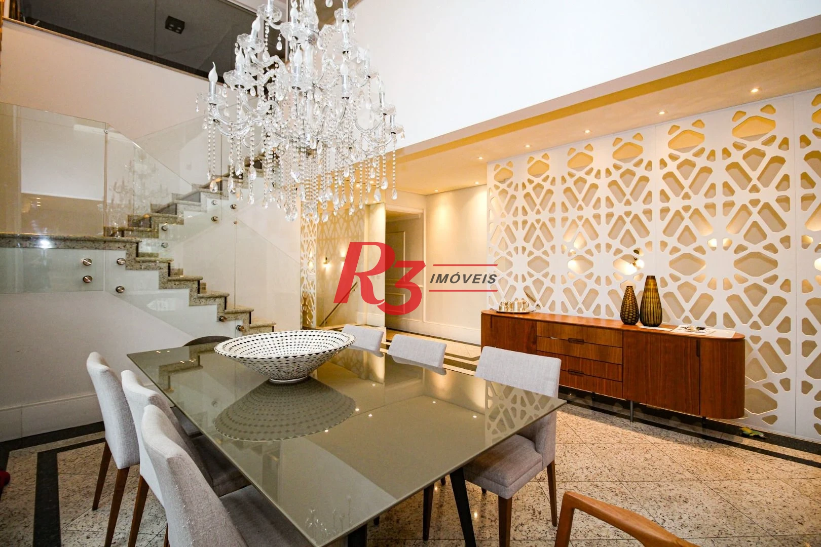 Sobrado à venda, 350 m² por R$ 2.250.000,00 - Campo Grande - Santos/SP