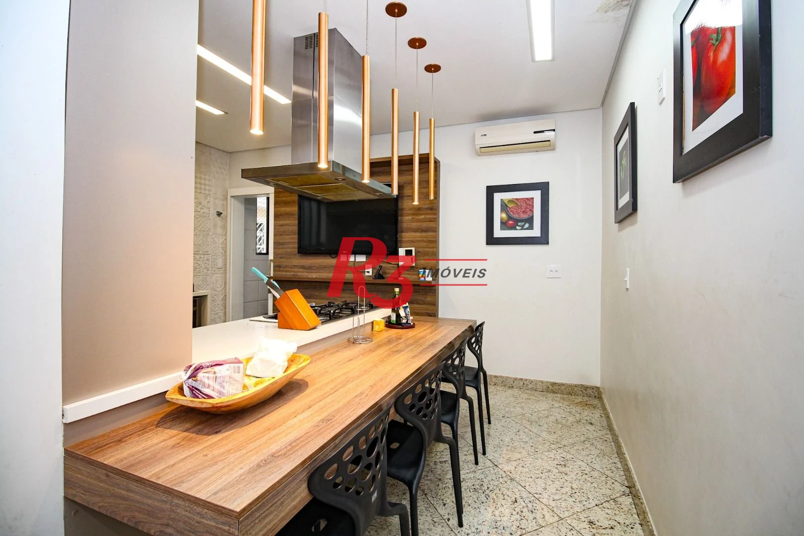 Sobrado à venda, 350 m² por R$ 2.250.000,00 - Campo Grande - Santos/SP