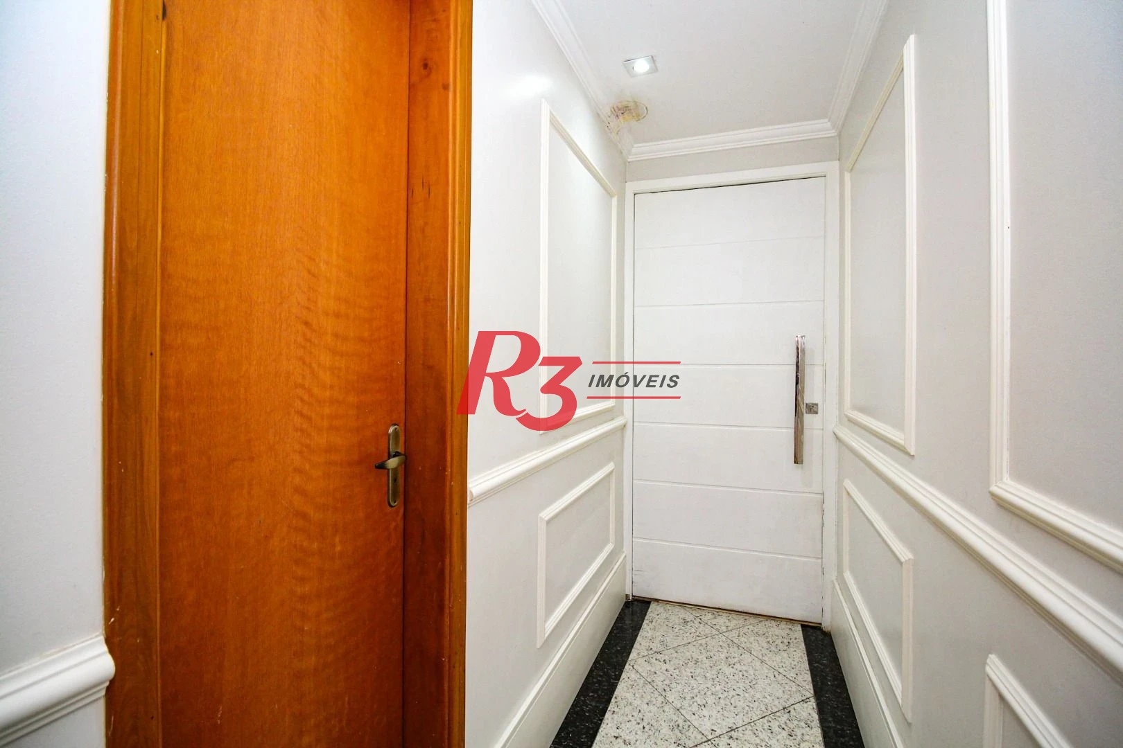 Sobrado à venda, 350 m² por R$ 2.250.000,00 - Campo Grande - Santos/SP