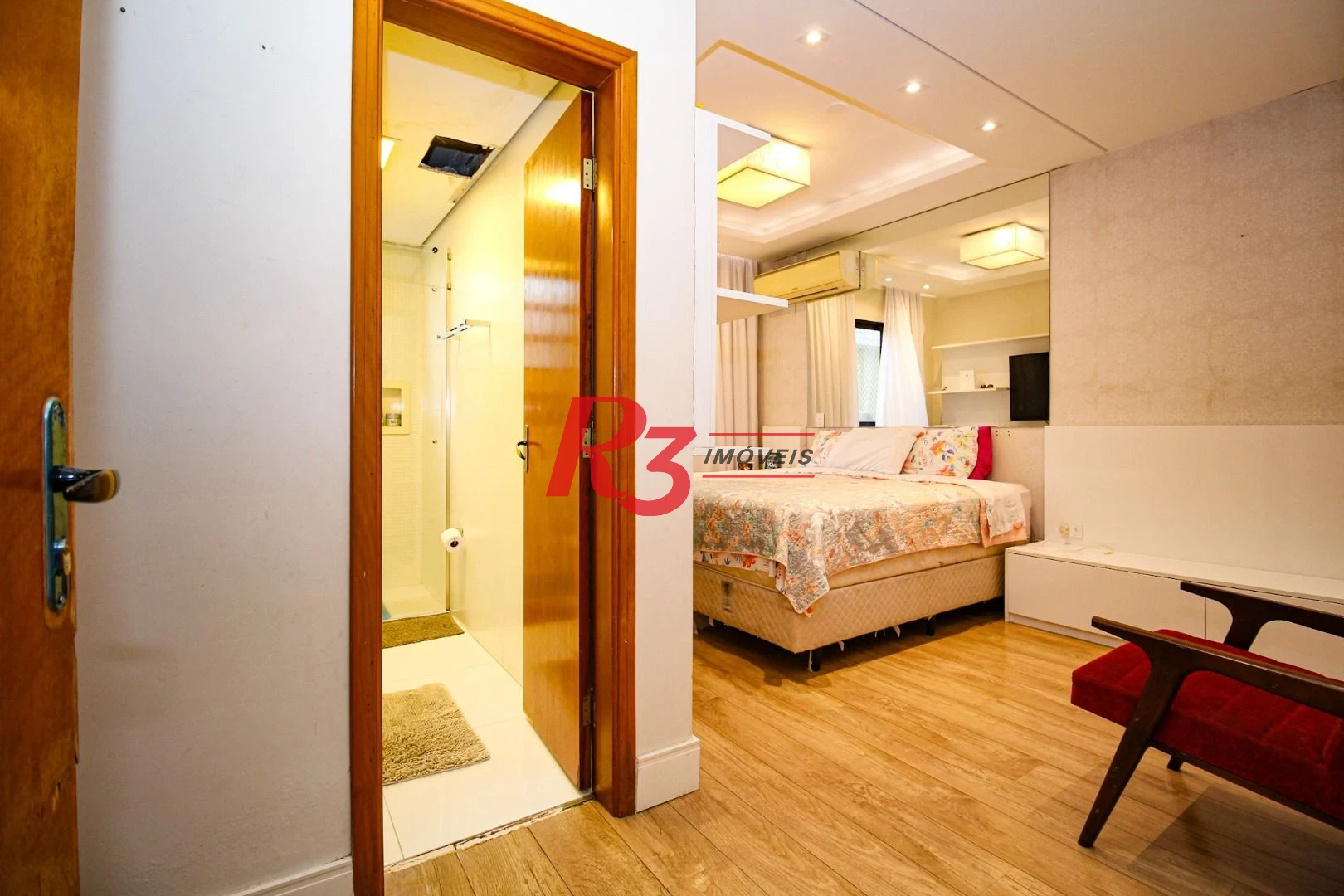 Sobrado à venda, 350 m² por R$ 2.250.000,00 - Campo Grande - Santos/SP