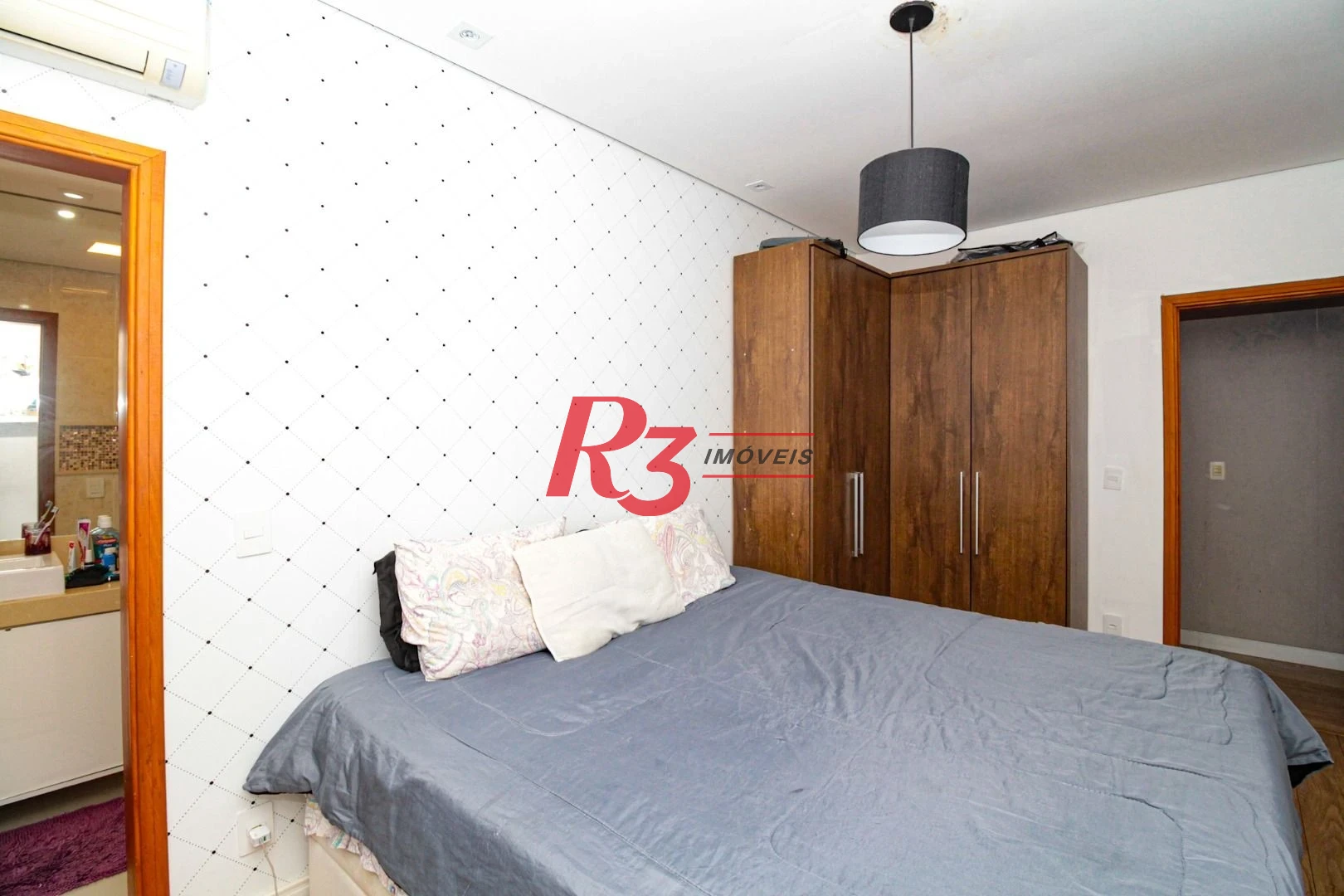 Sobrado à venda, 350 m² por R$ 2.250.000,00 - Campo Grande - Santos/SP
