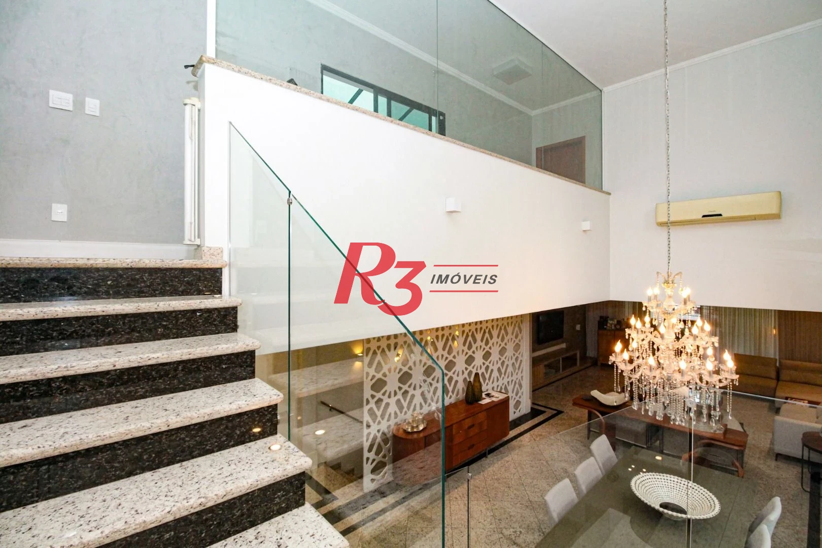 Sobrado à venda, 350 m² por R$ 2.250.000,00 - Campo Grande - Santos/SP