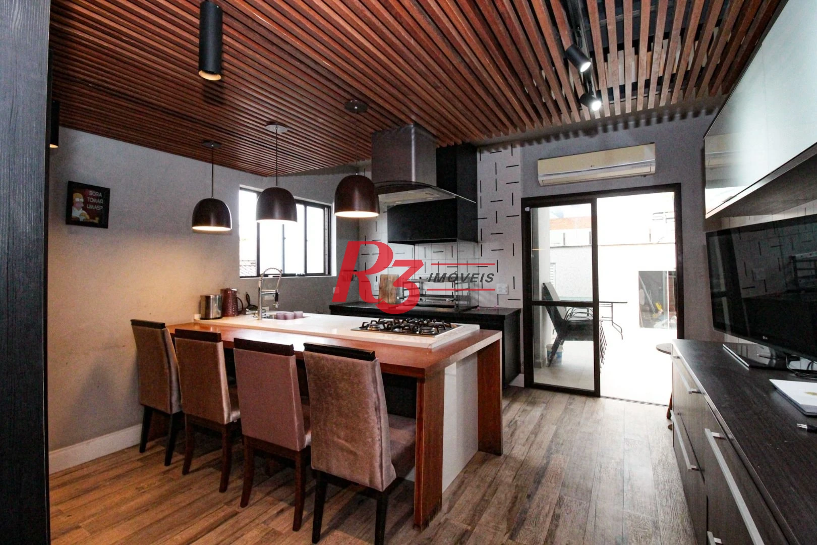 Sobrado à venda, 350 m² por R$ 2.250.000,00 - Campo Grande - Santos/SP