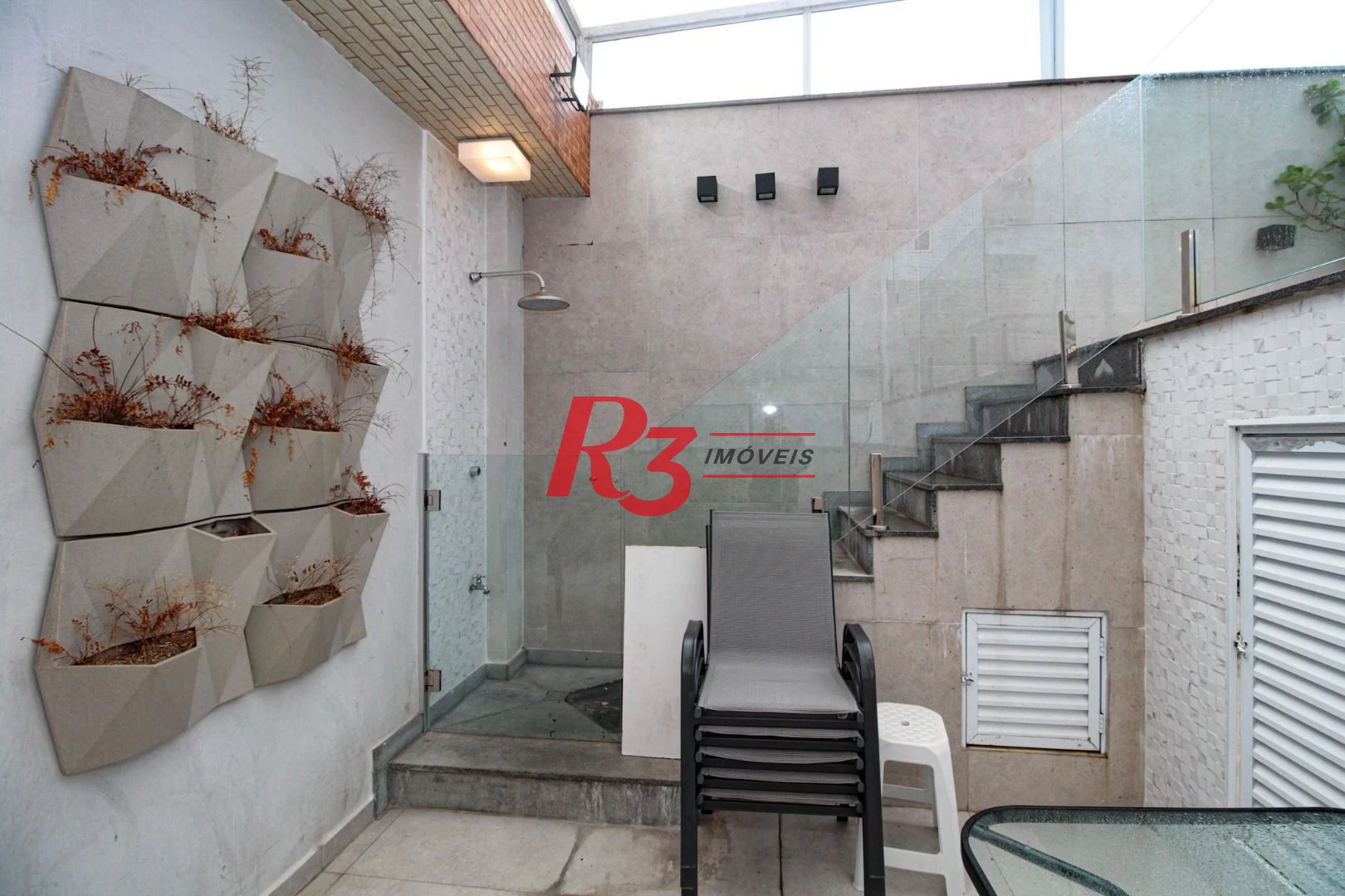 Sobrado à venda, 350 m² por R$ 2.250.000,00 - Campo Grande - Santos/SP