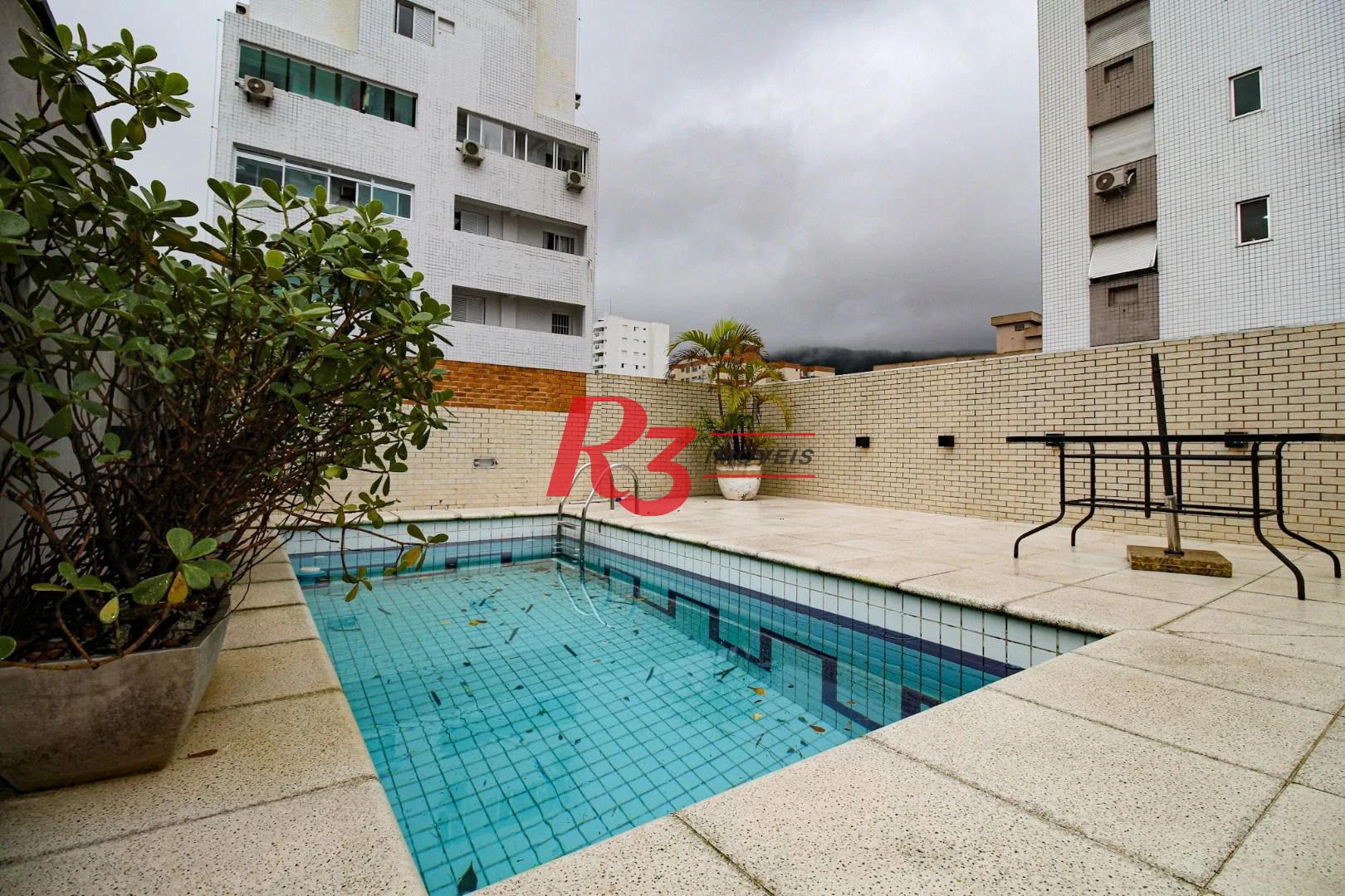 Sobrado à venda, 350 m² por R$ 2.250.000,00 - Campo Grande - Santos/SP