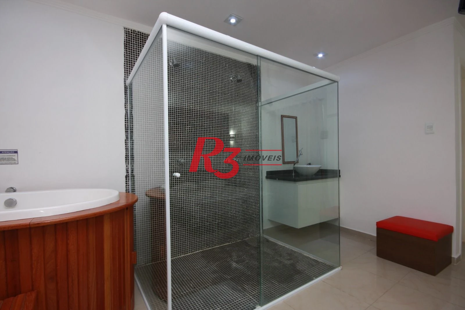 Prédio, 1700 m² - venda por R$ 6.000.000,00 ou aluguel por R$ 29.000,00/mês - Vila Nova - Santos/SP