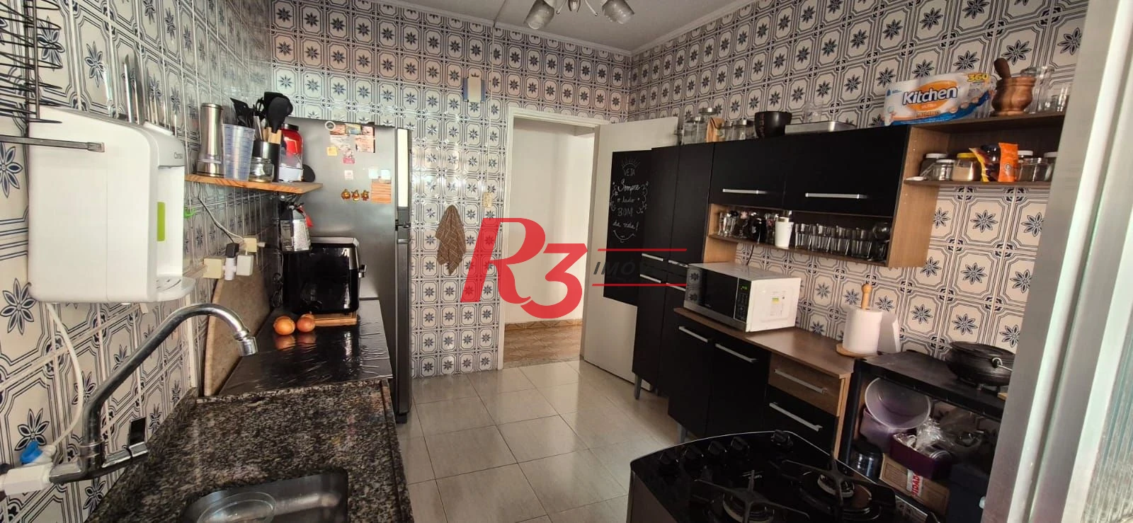 Apartamento com 2 dormitórios à venda, 71 m² por R$ 375.000,00 - Marapé - Santos/SP