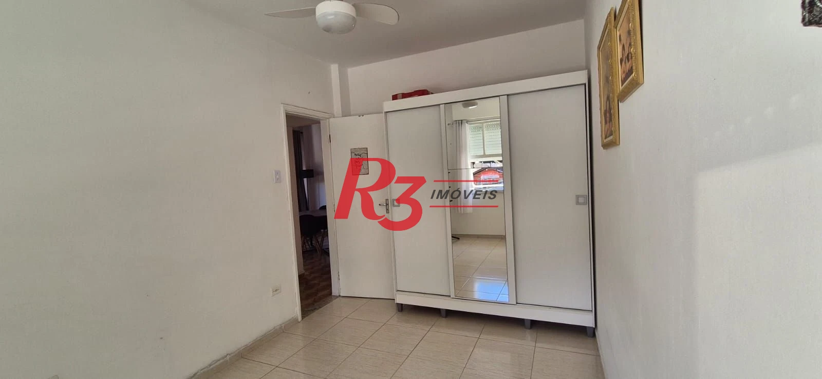 Apartamento com 2 dormitórios à venda, 71 m² por R$ 375.000,00 - Marapé - Santos/SP