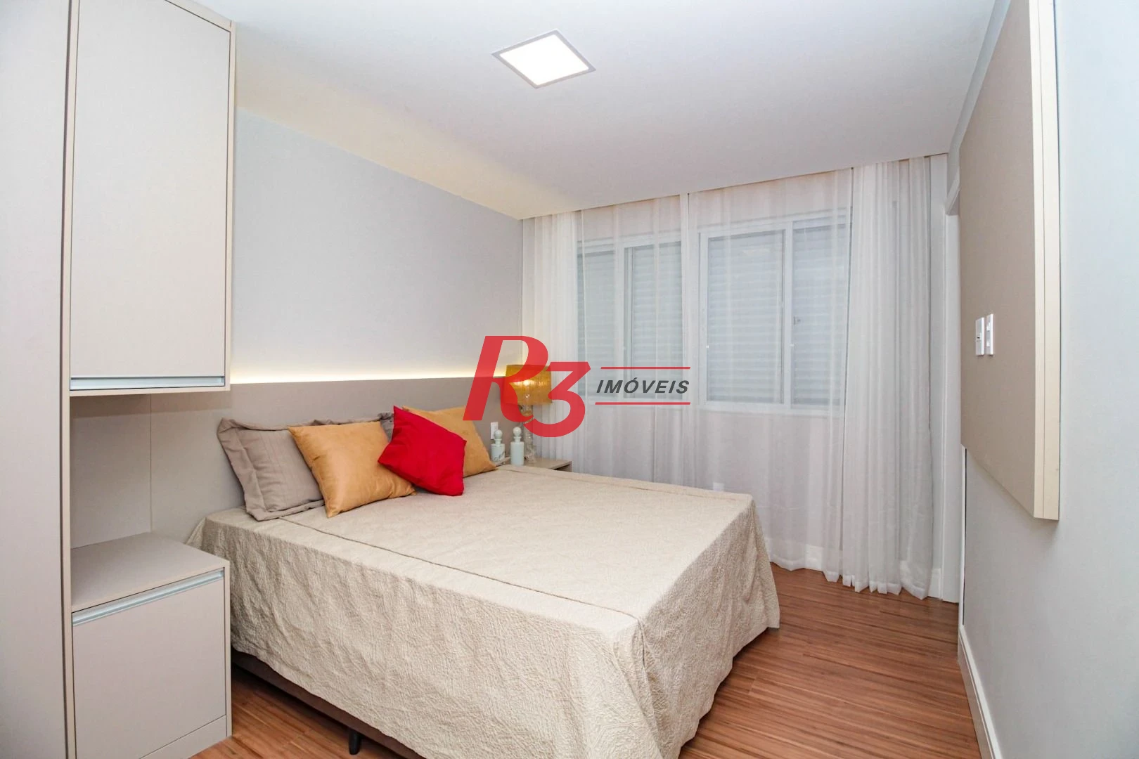Apartamento, 130 m² - venda por R$ 999.999,00 ou aluguel por R$ 8.520,00/mês - Gonzaga - Santos/SP
