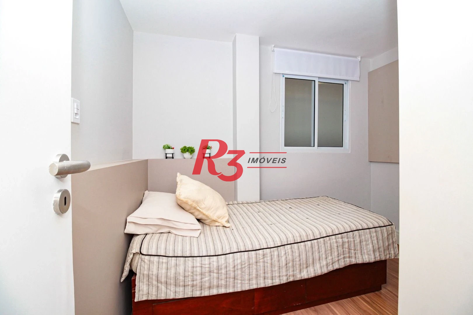 Apartamento, 130 m² - venda por R$ 999.999,00 ou aluguel por R$ 8.520,00/mês - Gonzaga - Santos/SP