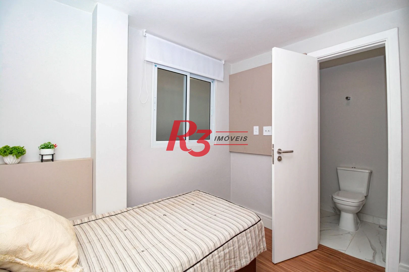 Apartamento, 130 m² - venda por R$ 999.999,00 ou aluguel por R$ 8.520,00/mês - Gonzaga - Santos/SP