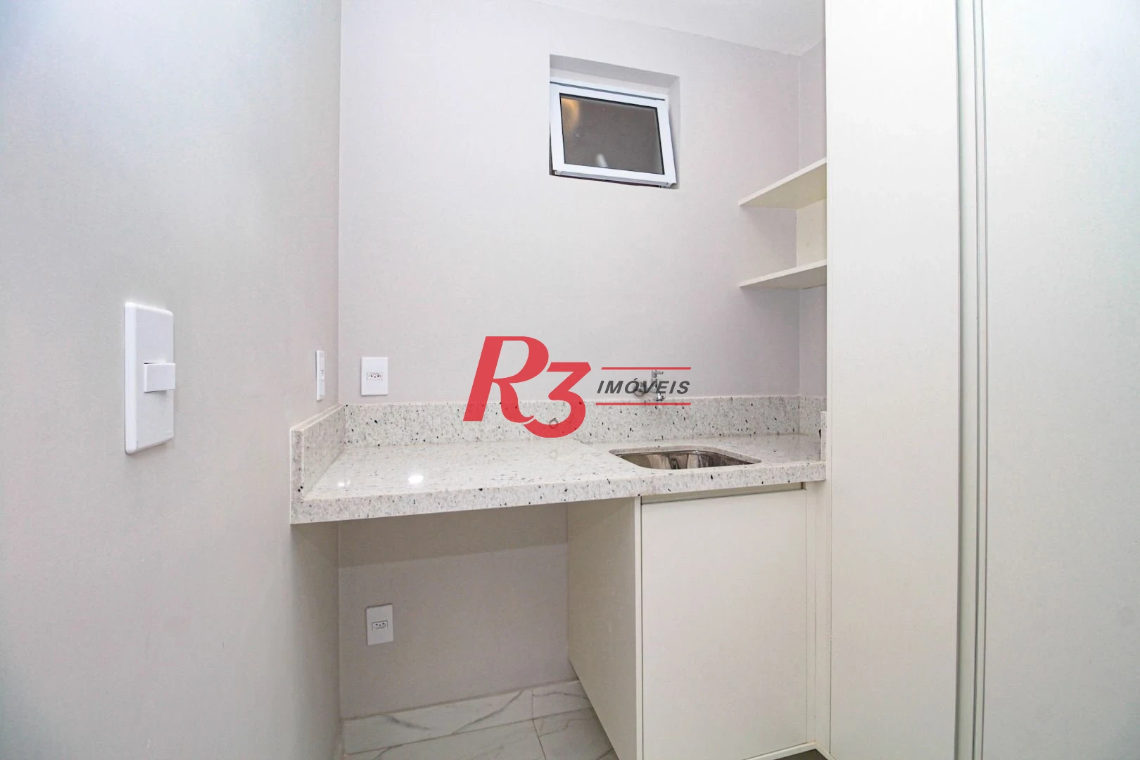 Apartamento, 130 m² - venda por R$ 999.999,00 ou aluguel por R$ 8.520,00/mês - Gonzaga - Santos/SP