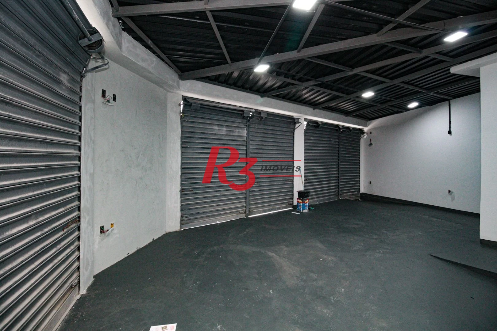 Sobrado com 2 dormitórios para alugar, 220 m² por R$ 11.000,00/mês - Marapé - Santos/SP