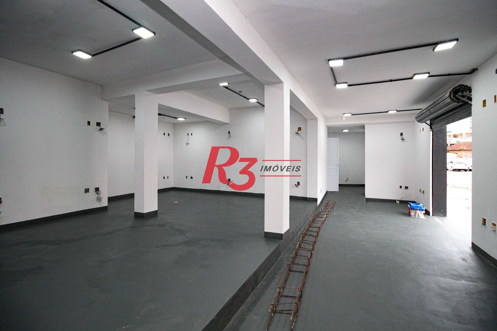 Sobrado com 2 dormitórios para alugar, 220 m² por R$ 11.000,00/mês - Marapé - Santos/SP