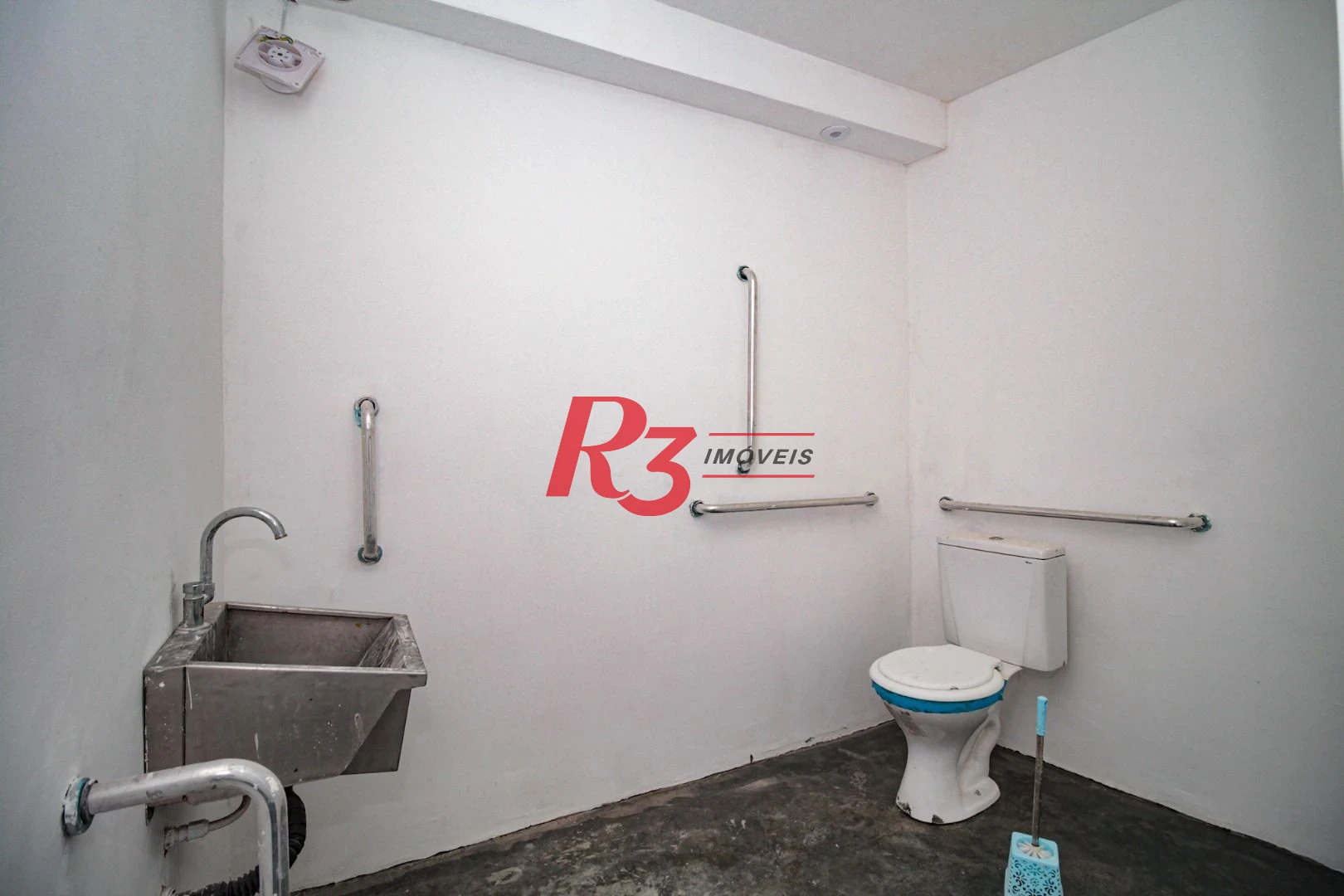 Sobrado com 2 dormitórios para alugar, 220 m² por R$ 11.000,00/mês - Marapé - Santos/SP