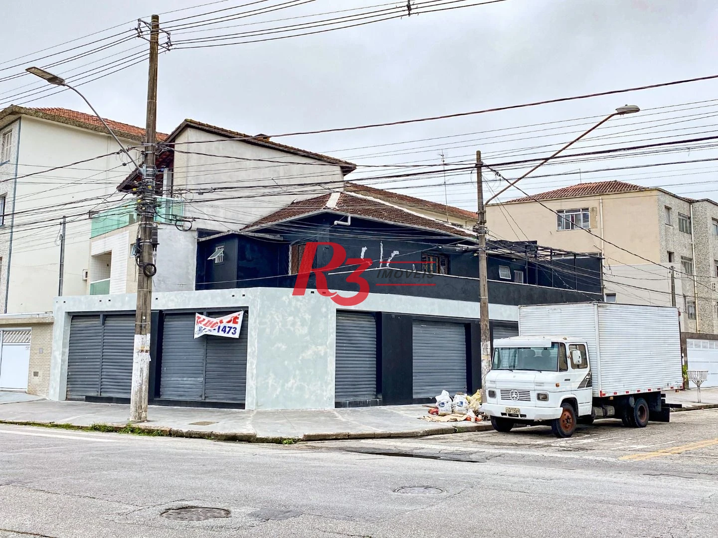 Sobrado com 2 dormitórios para alugar, 220 m² por R$ 11.000,00/mês - Marapé - Santos/SP