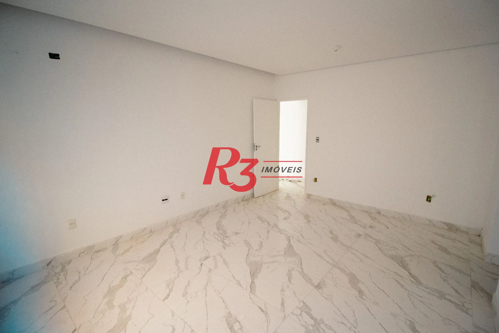 Casa à venda, 236 m² por R$ 2.200.000,00 - Embaré - Santos/SP