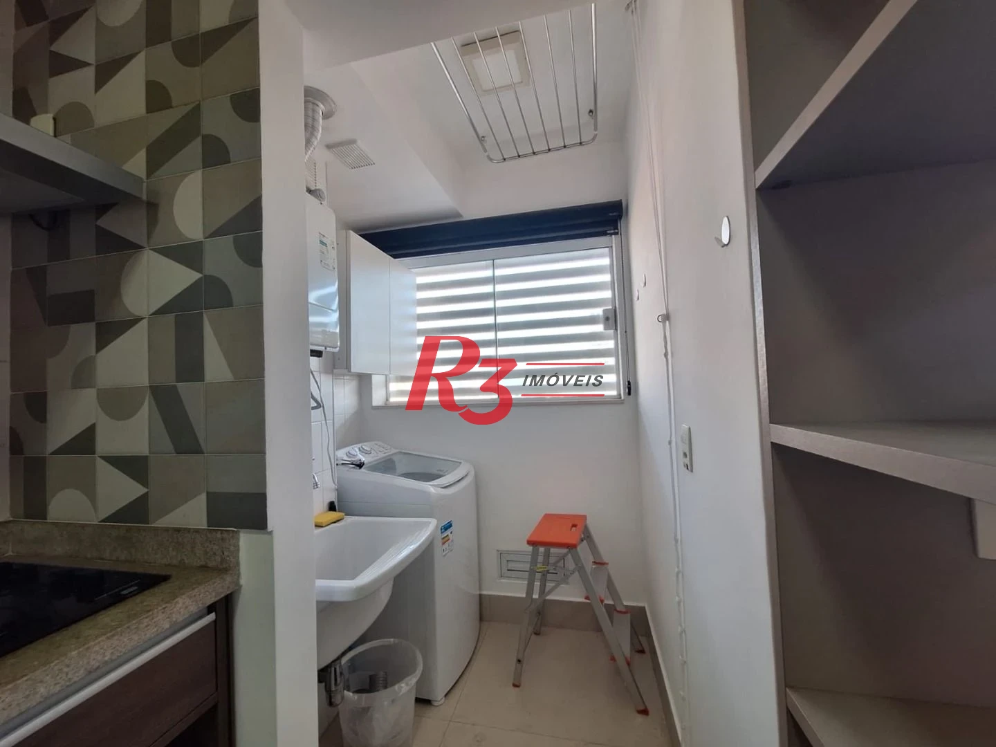 Apartamento com 1 dormitório para alugar, 47 m² por R$ 4.700,00/mês - Boqueirão - Santos/SP