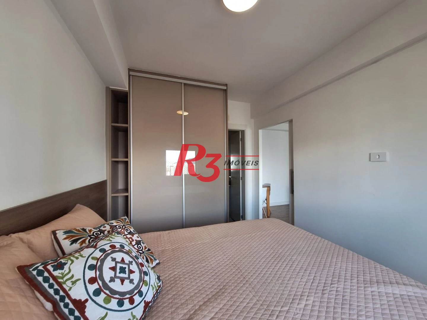 Apartamento com 1 dormitório para alugar, 47 m² por R$ 4.700,00/mês - Boqueirão - Santos/SP