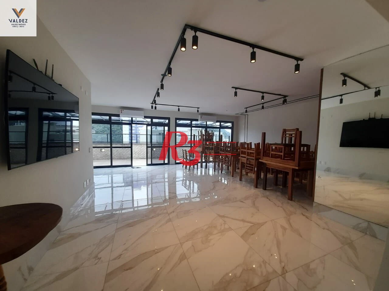 Apartamento com 2 dormitórios à venda, 95 m² por R$ 550.000,00 - Itararé - São Vicente/SP