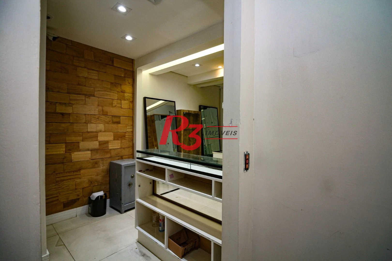 Loja à venda, 50 m² por R$ 350.000,00 - Gonzaga - Santos/SP