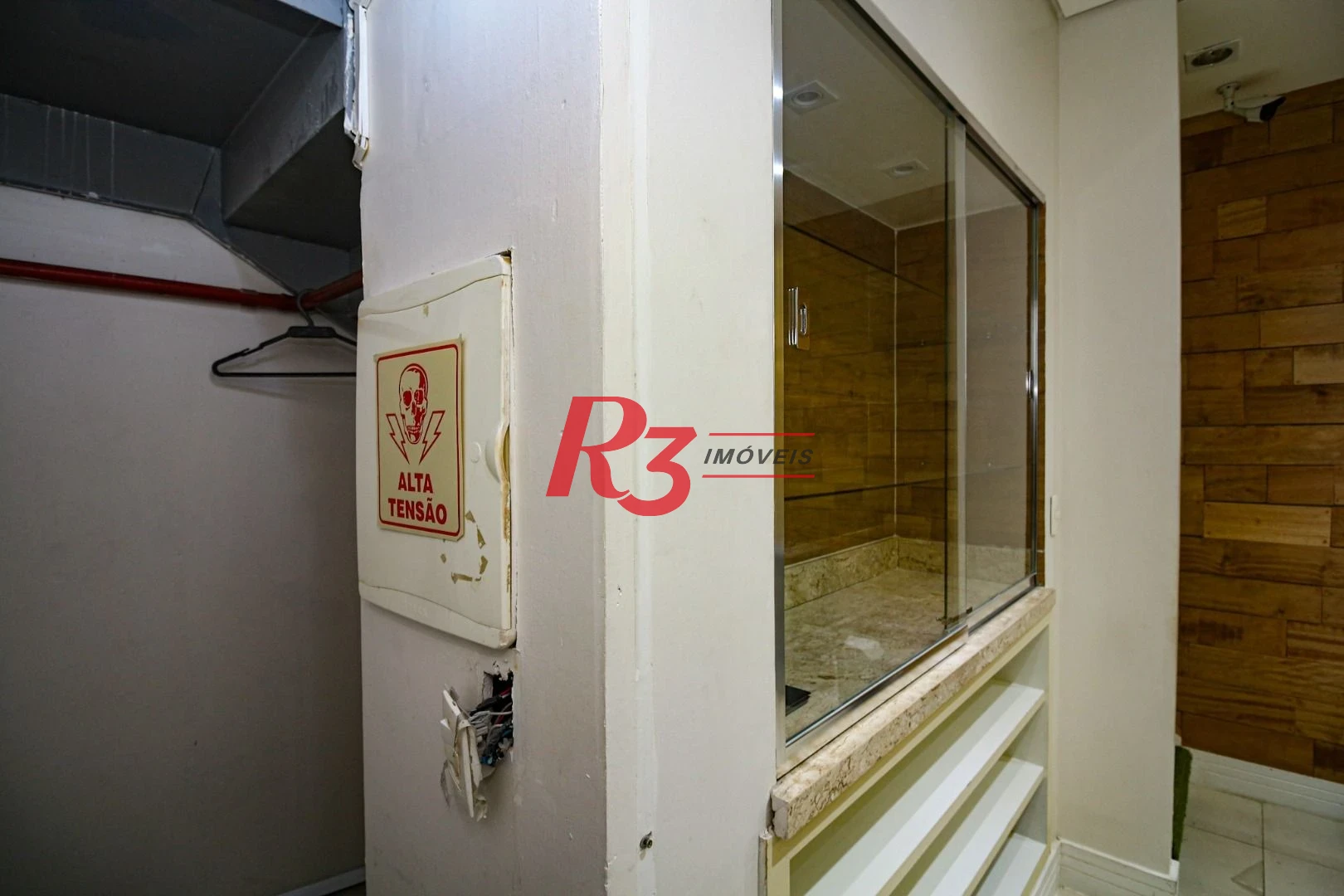 Loja à venda, 50 m² por R$ 350.000,00 - Gonzaga - Santos/SP