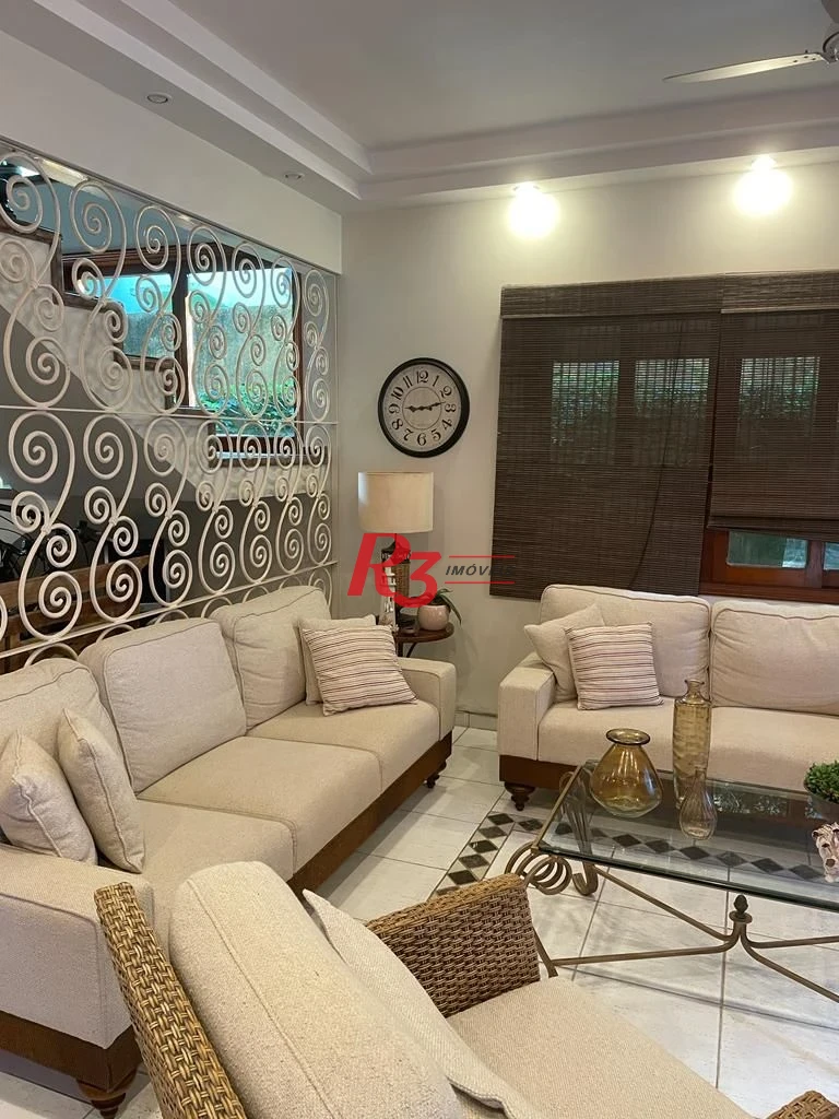 Casa com 4 dormitórios à venda, 247 m² por R$ 2.300.000 - Balneário Praia do Pernambuco - Guarujá/SP -